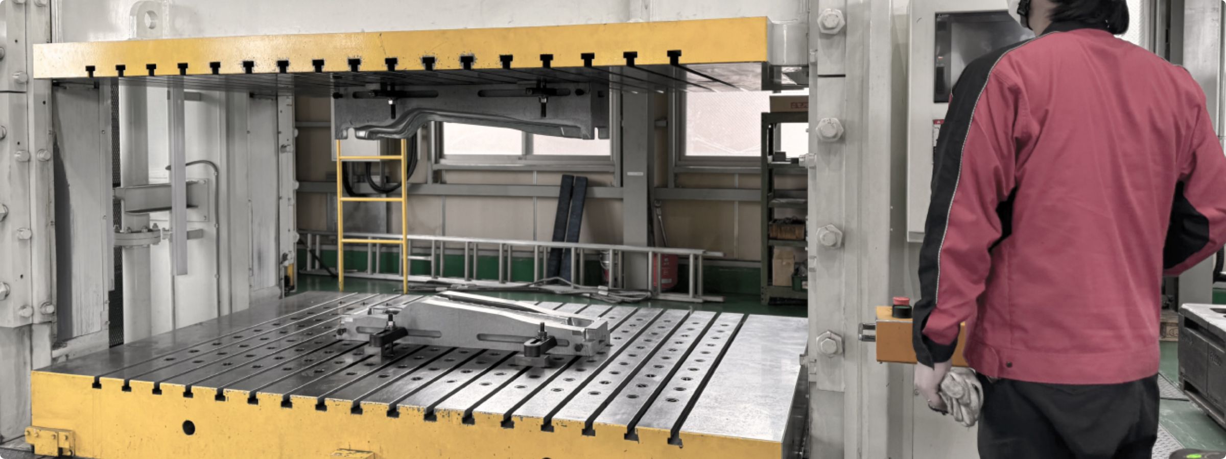 試作金属金型事業：三重工場